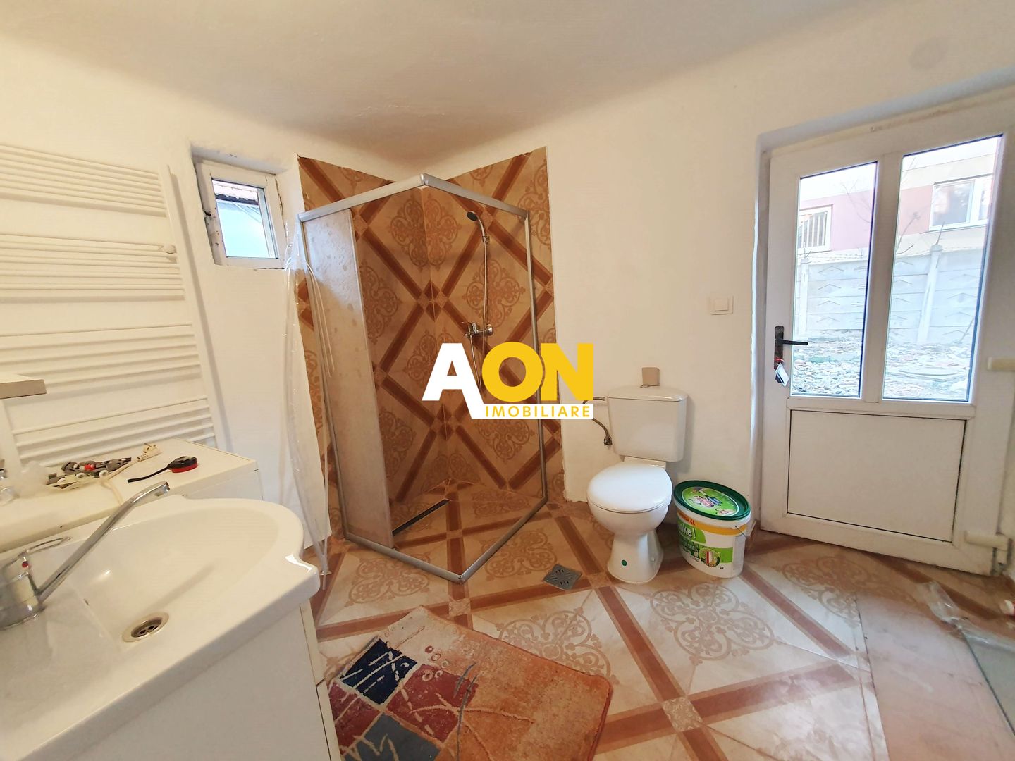 Casa cu 2 camere, 300 mp teren, Cetate - Poză 6