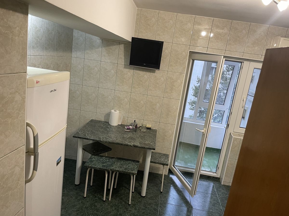 Inchiriere apartament 3 camere - Poză 20