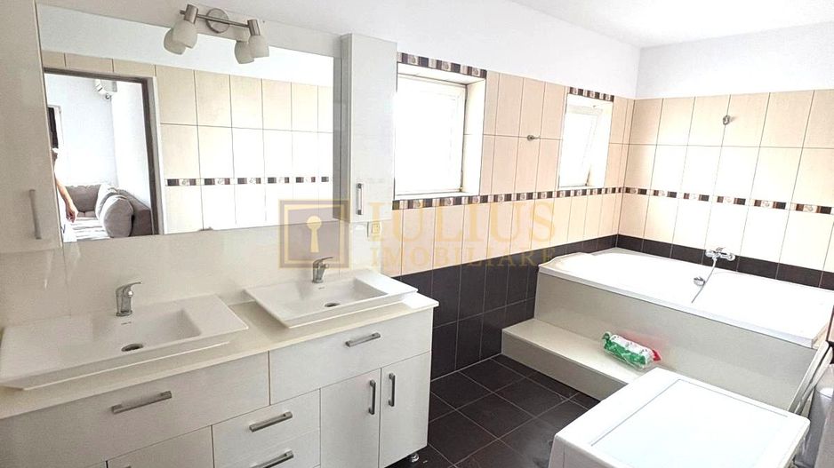 Apartament la curte, 2 băi, loc de parcare, zona linistita, dressing - Poză 8