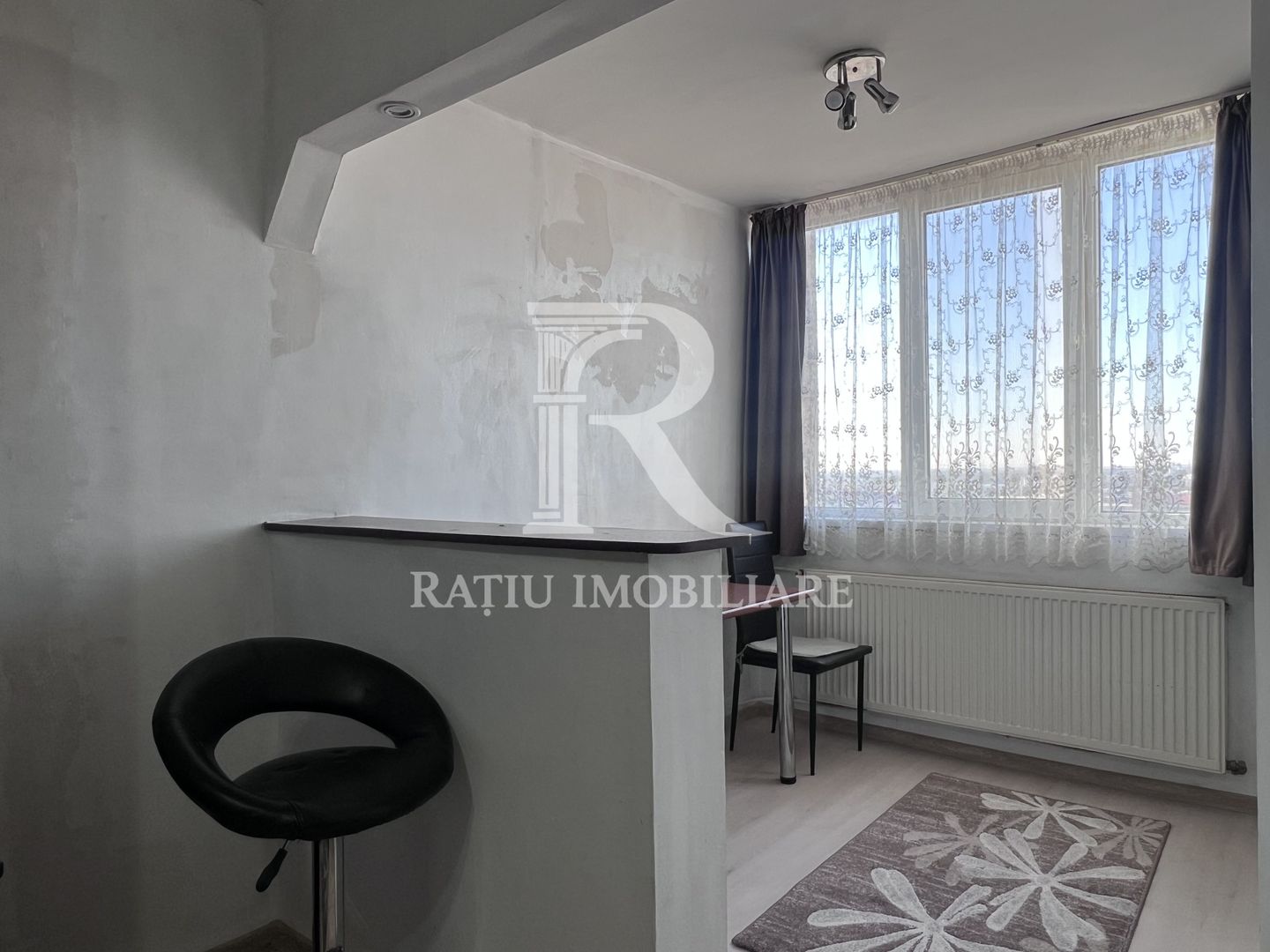 Studio de vanzare | Vedere Panoramica | Ascensor | Rogerius | Oradea - Poză 3