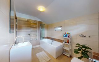 Vila Cernica 4 camere 3 bai,3 terase - Poză 21