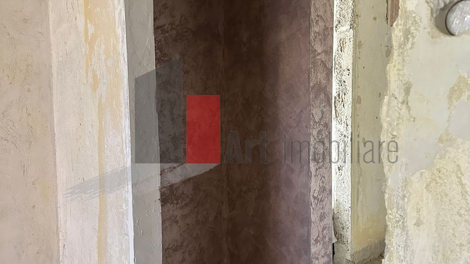 Apartament 3 camre Titan IOR de renovat - Poză 5