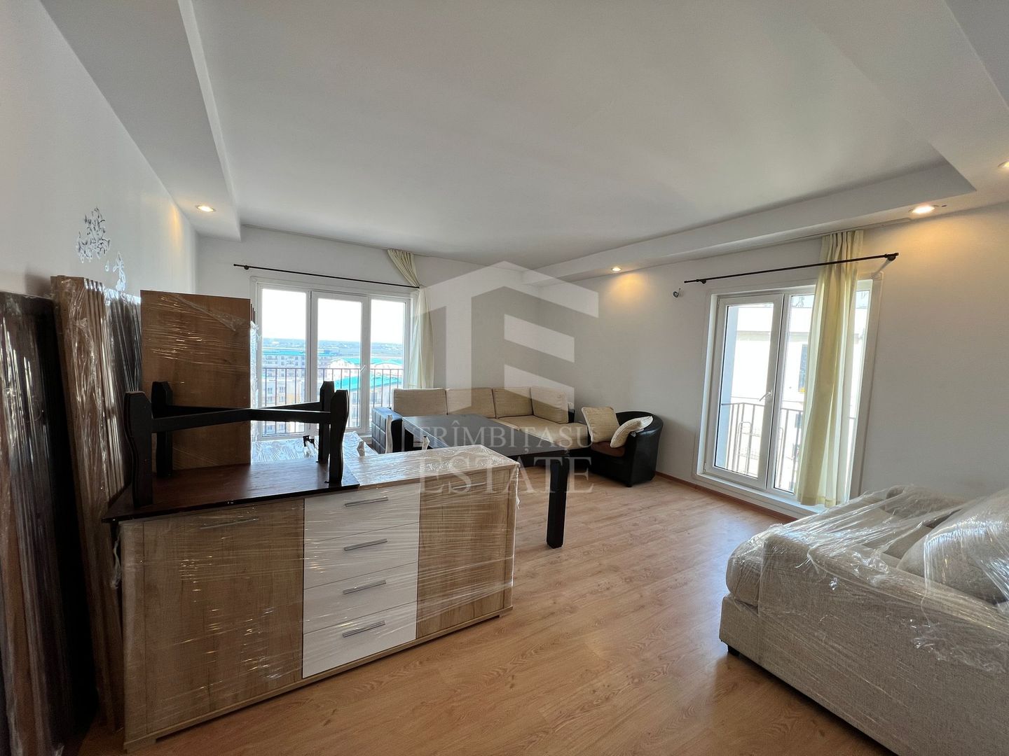 Apartament 3 camere Cosmopolis - Poză 5