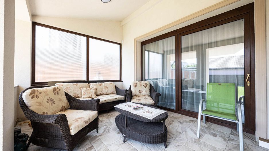 VANDUT! Vila premium la cheie in Subcetate - Poză 4