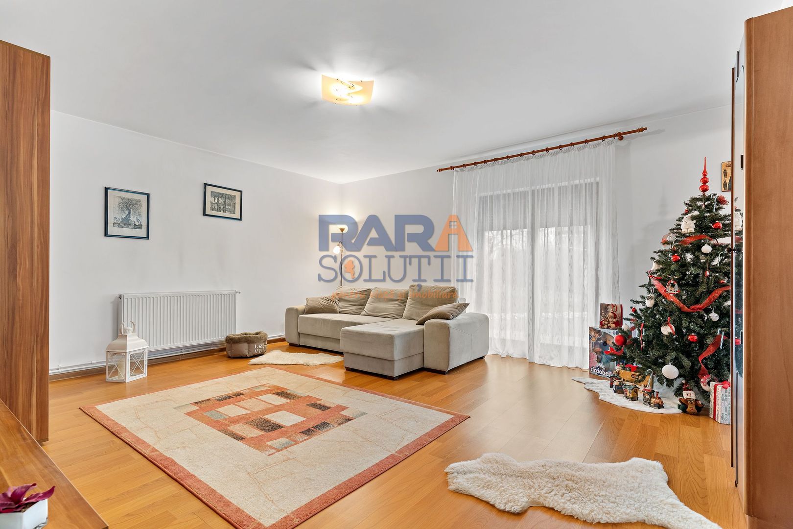 Casă cu 3 dormitoare și 2600 mp teren - Poză 4