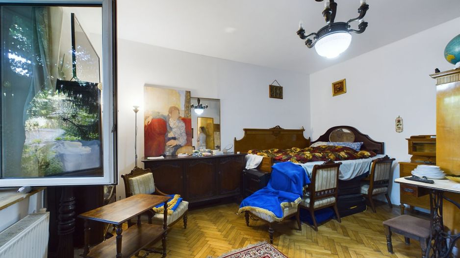 Apartament cu 2 camere în imobil central - Poză 3