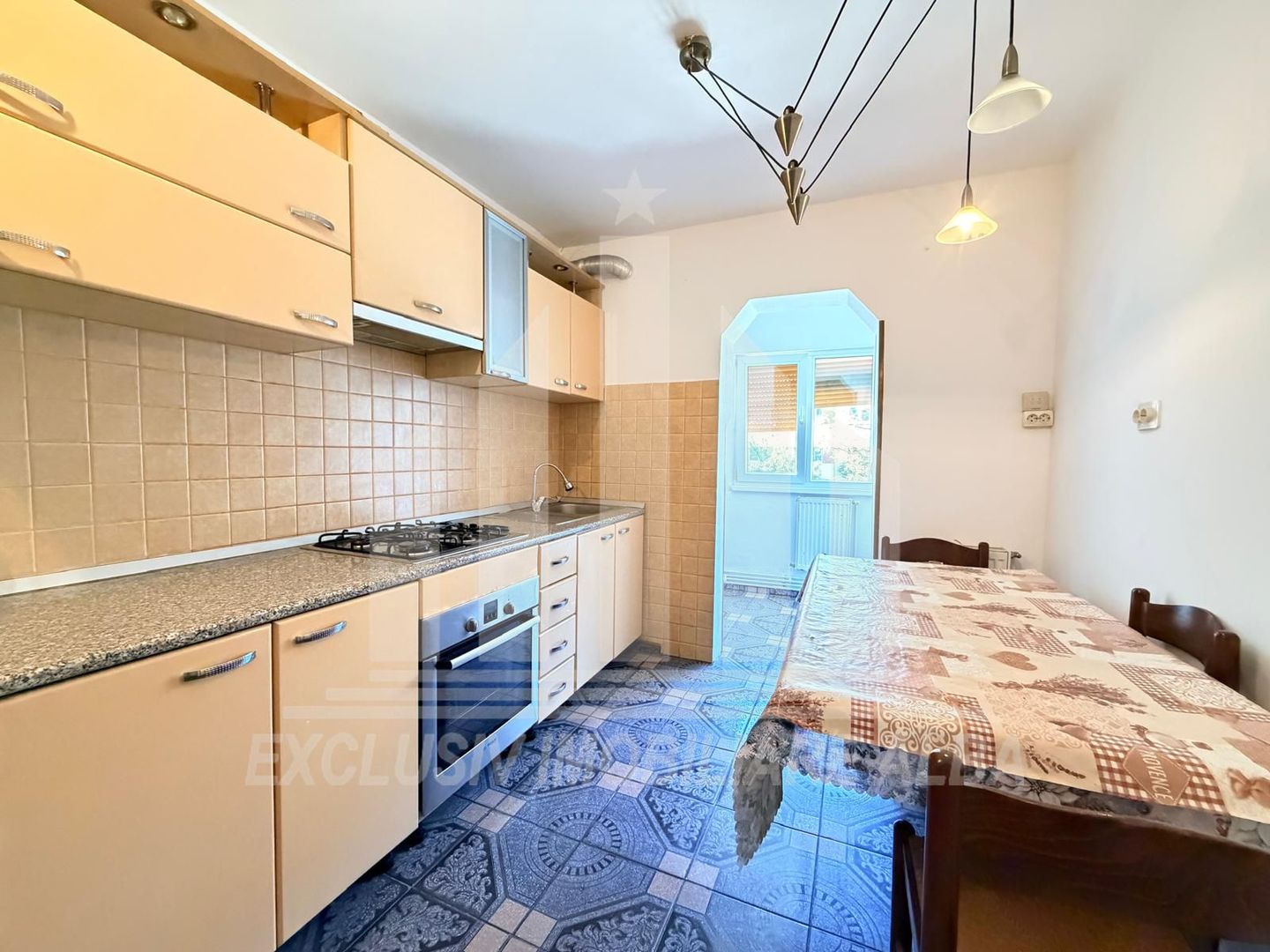 Apartament 2 camere decomandate | 50 mp | Etaj 1 | Cetate - Mercur - Poză 2