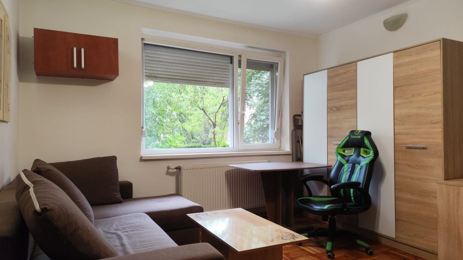 Apartament 2 camere, semidecomandat, ultracentral, Oradea – INCHIRIERE - Poză 2