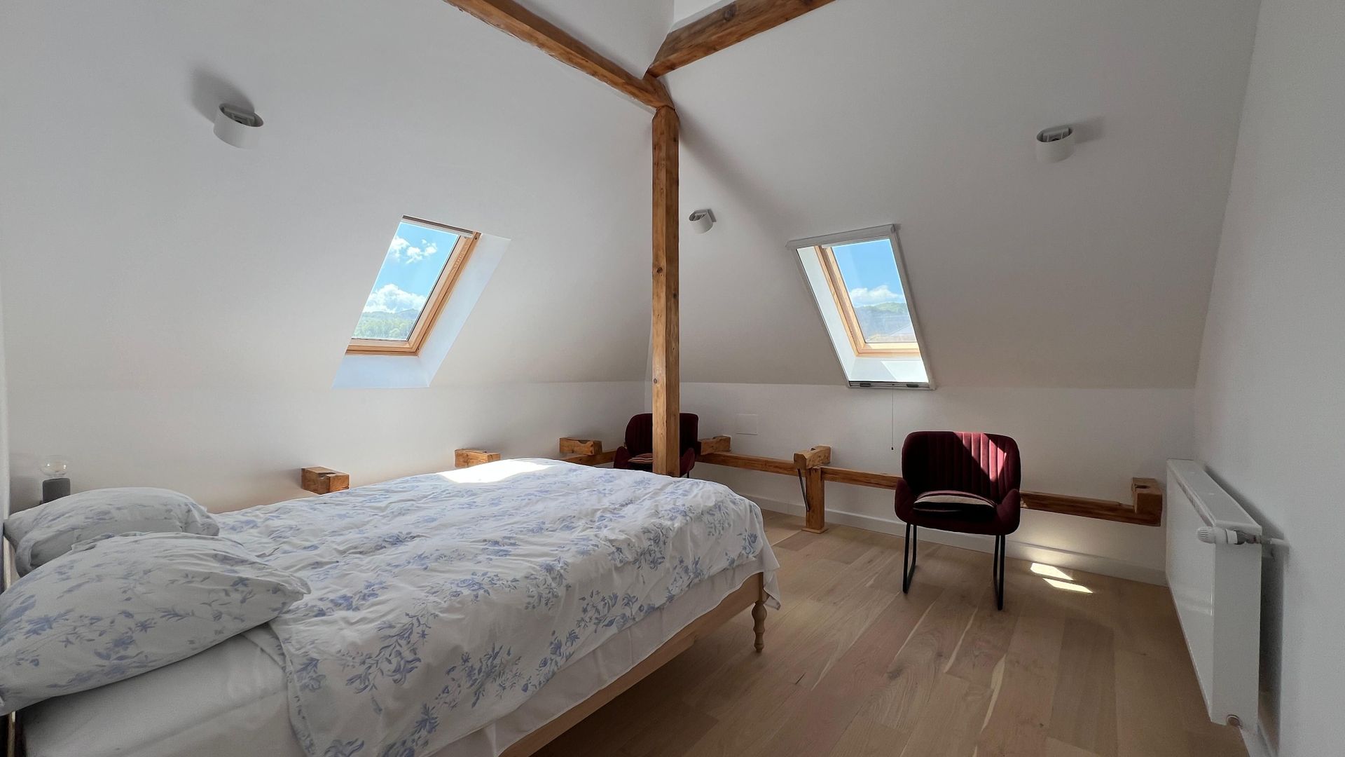 Conac 10 camere | renovat integral | Arefu | Baraj Vidraru - Poză 17