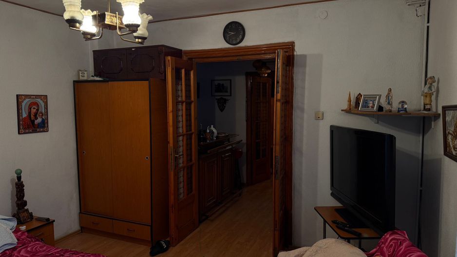 URGENT!, singur curte, constructie 1998, NEGOCIABIL - Poză 6