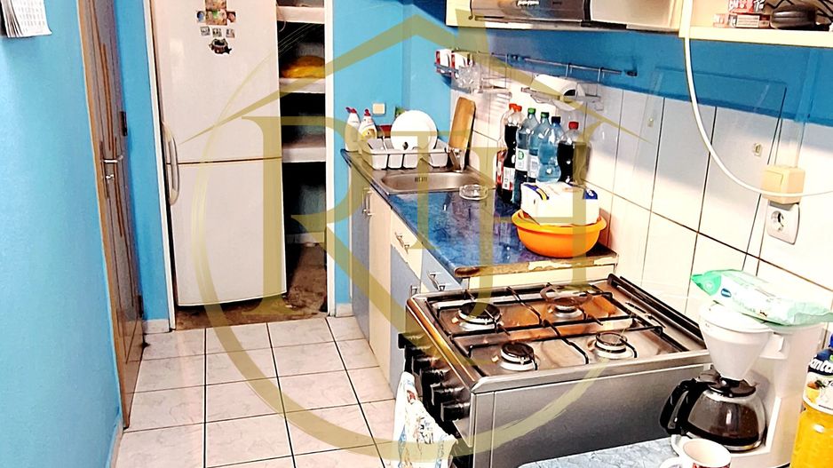 Apartament 1 camera, spatios, compartimentat in 2 camere, Girocului-str. Miloia - Poză 12