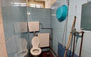 Casă de renovat în zonă semicentrală – aproape de Abator. - Poză 4