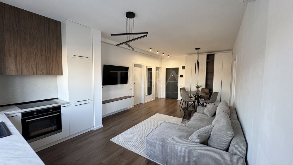 Apartament 3 camere decomandate, zona BMW - Poză 1