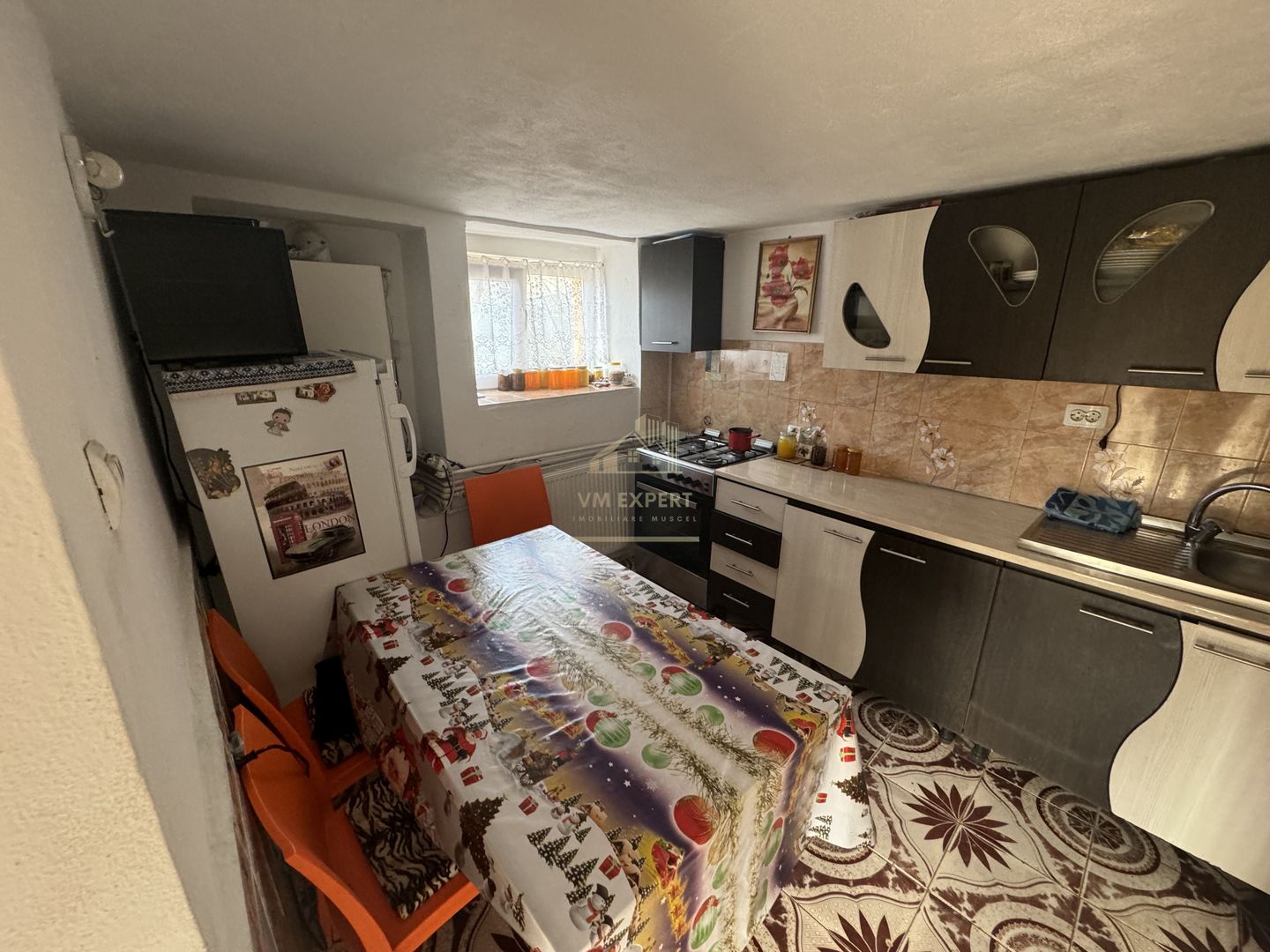 CASA 3 CAMERE TEREN 1250 MP CAMPULUNG - Poză 3