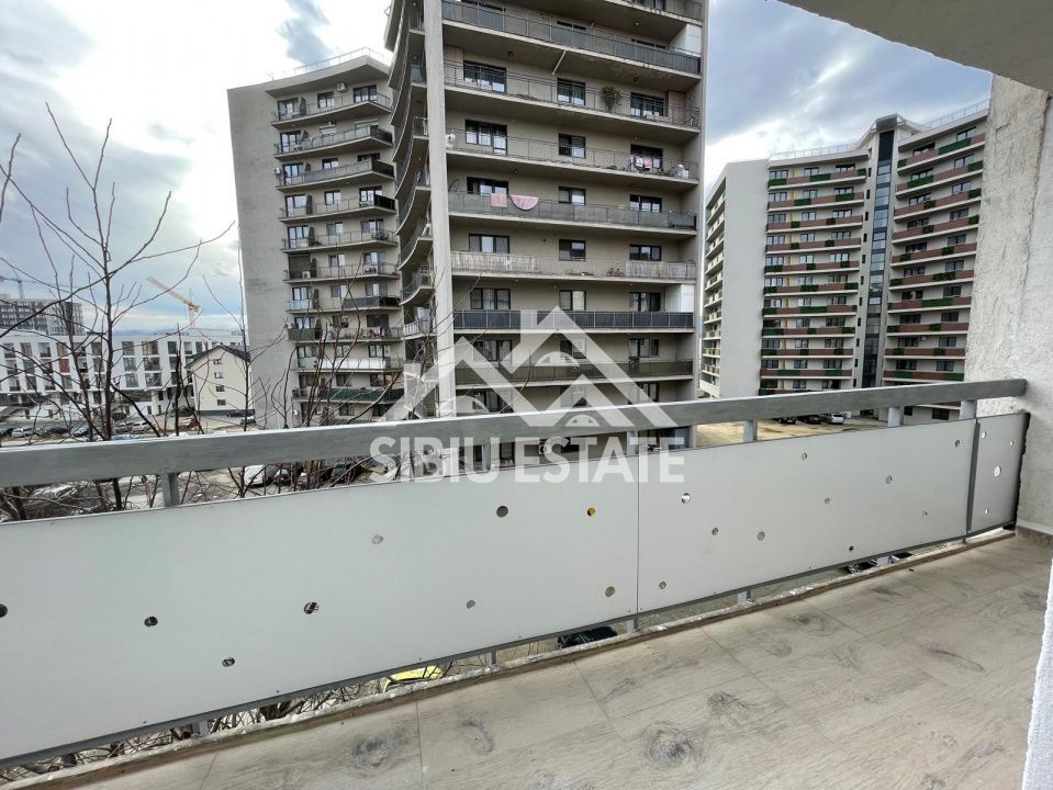 Apartament decomandat cu 2 camere, balcon, etaj 3, recent renovat, -Sibiu - Poză 12
