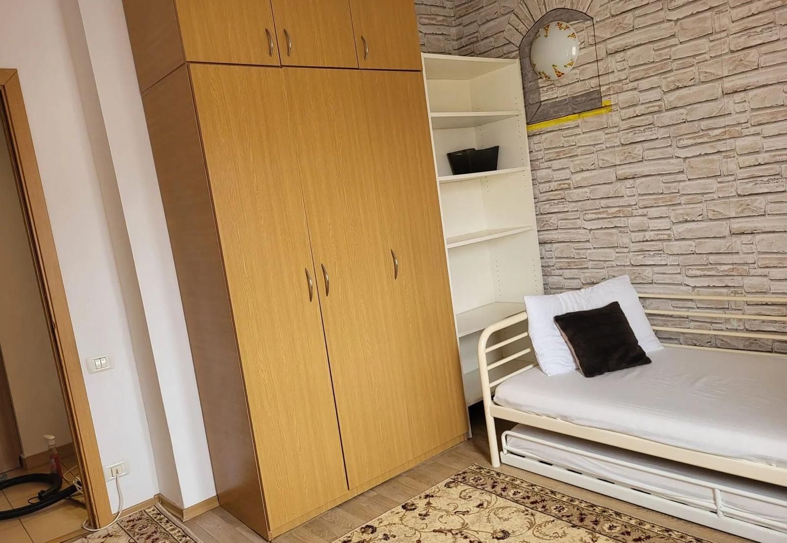 AP. 3 CAMERE- APARATORI, MASINA DE SPALAT VASE, METROU 4 MIN, MODERN - Poză 3
