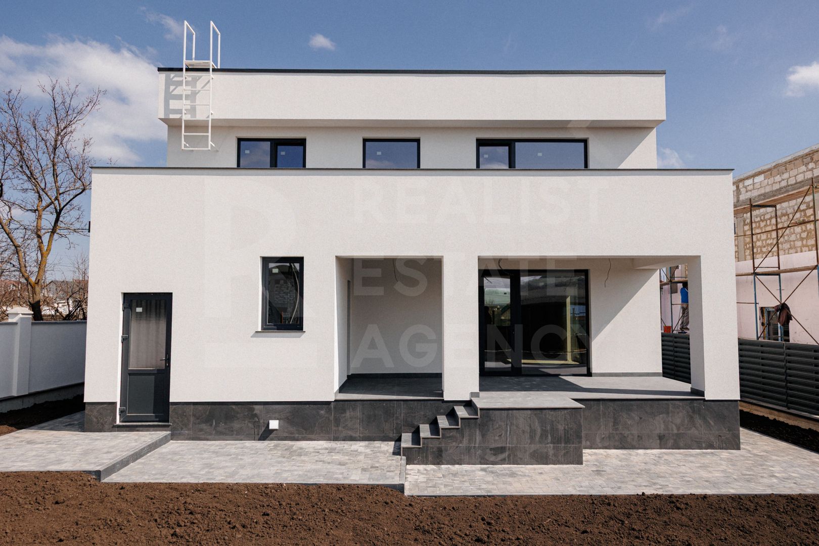 Vânzare, Hi-Tech, 2 nivele, 4 camere, strada  A. Lăpușneanu, Budești - Poză 7