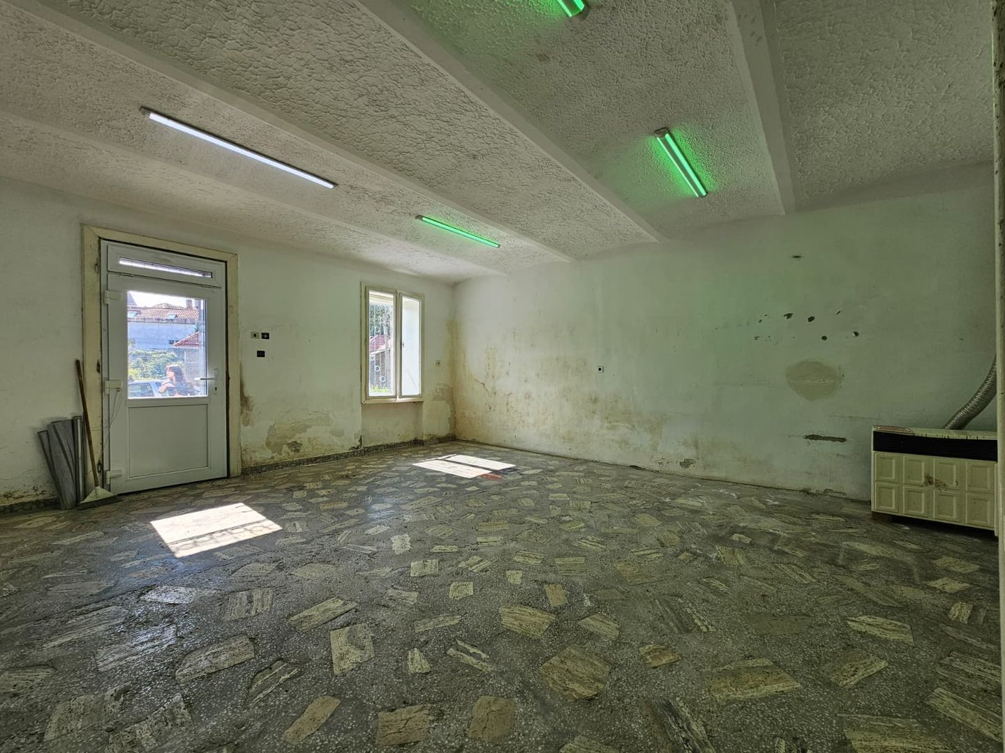 Spatiu birouri 30 mp, acces strada, zona centrala, Reghin, 0% Comision - Poză 3