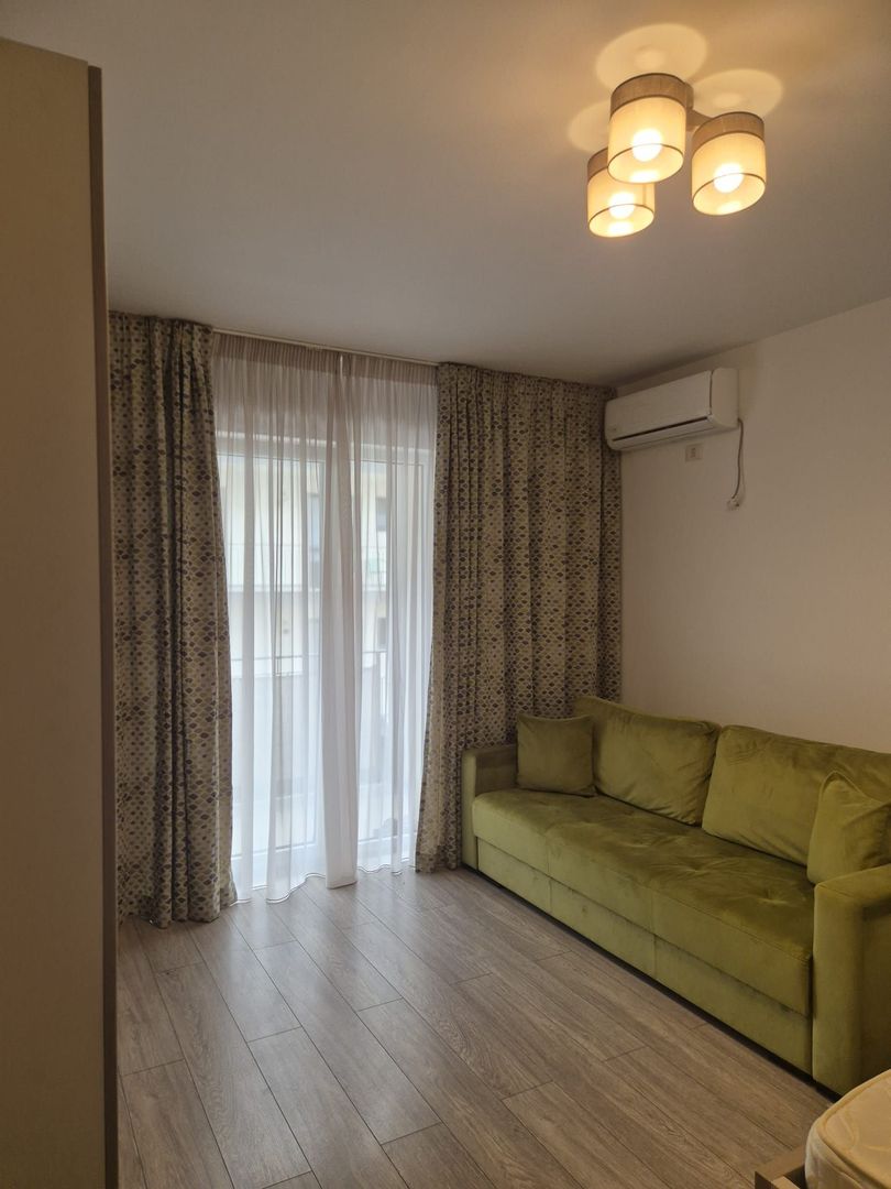 GARSONIERA - PARCARE INCLUSA, BUCATARIE INCHISA, CENTRALA PROPRIE - Poză 1