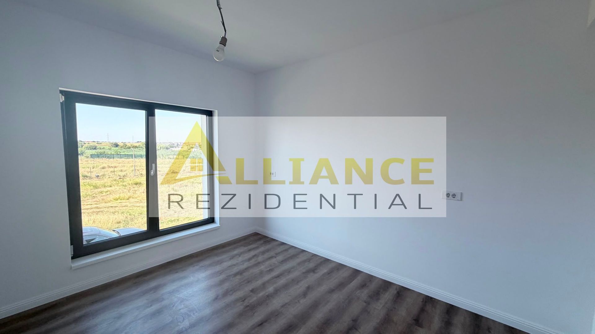 Casa Individuala 4 camere - 3 bai - 335mp teren - Poză 4