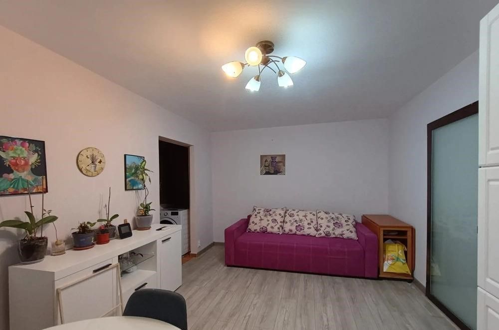 Apartament atragator, trei camere, Brancoveanu, 95.000€ - Poză 1