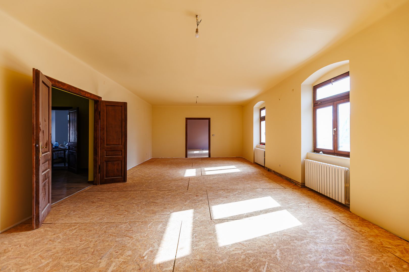Cladire Istorica - Zona Baile Neptun - Comision 0% - Poză 7
