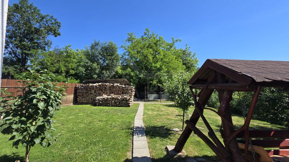 Casa in Livezeni , 140  mp utili , in centrul localitatii . - Poză 9