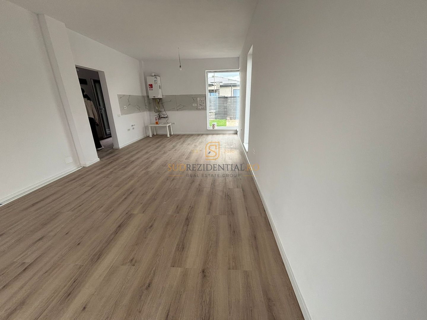 Casa individuala parter, 3 camere, disponibila imediat, teren 370 mp - Poză 11