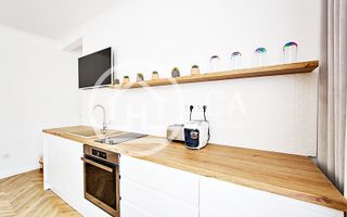 Apartament la casa, de inchiriat cu 2 camere in zona Centrala, Oradea - Poză 3