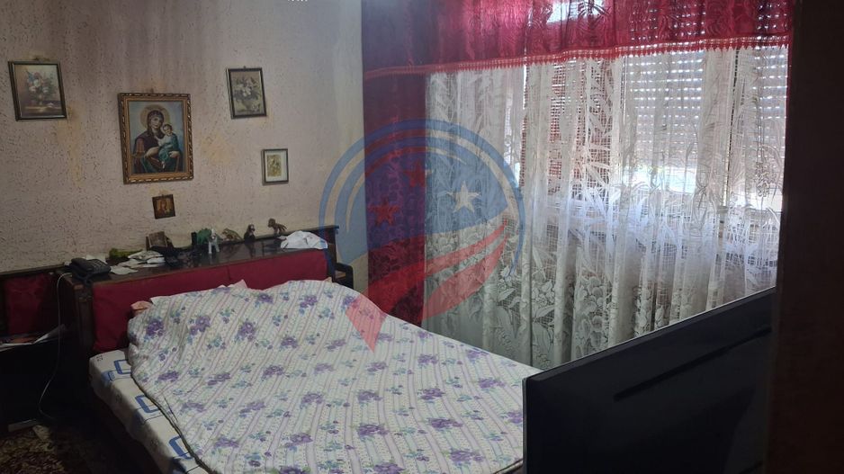 Aprtament 3 camere, decomandat, etaj 9, zona Institut - Poză 1