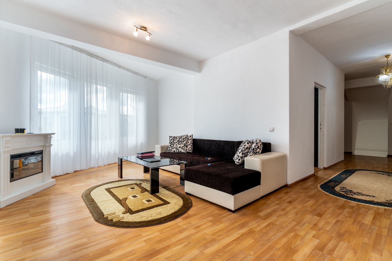 Casa cu 10 camere de vanzare pe str. Corneliu Coposu - Poză 15
