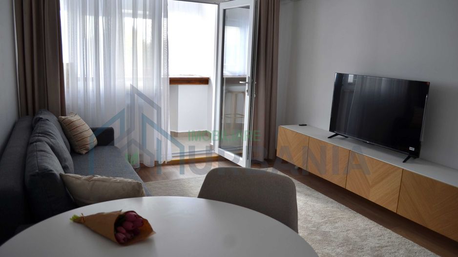 Apartament 3 camere, ultracentral, Târgu Cucu, 71 mp, mobilat și utilat complet - Poză 2