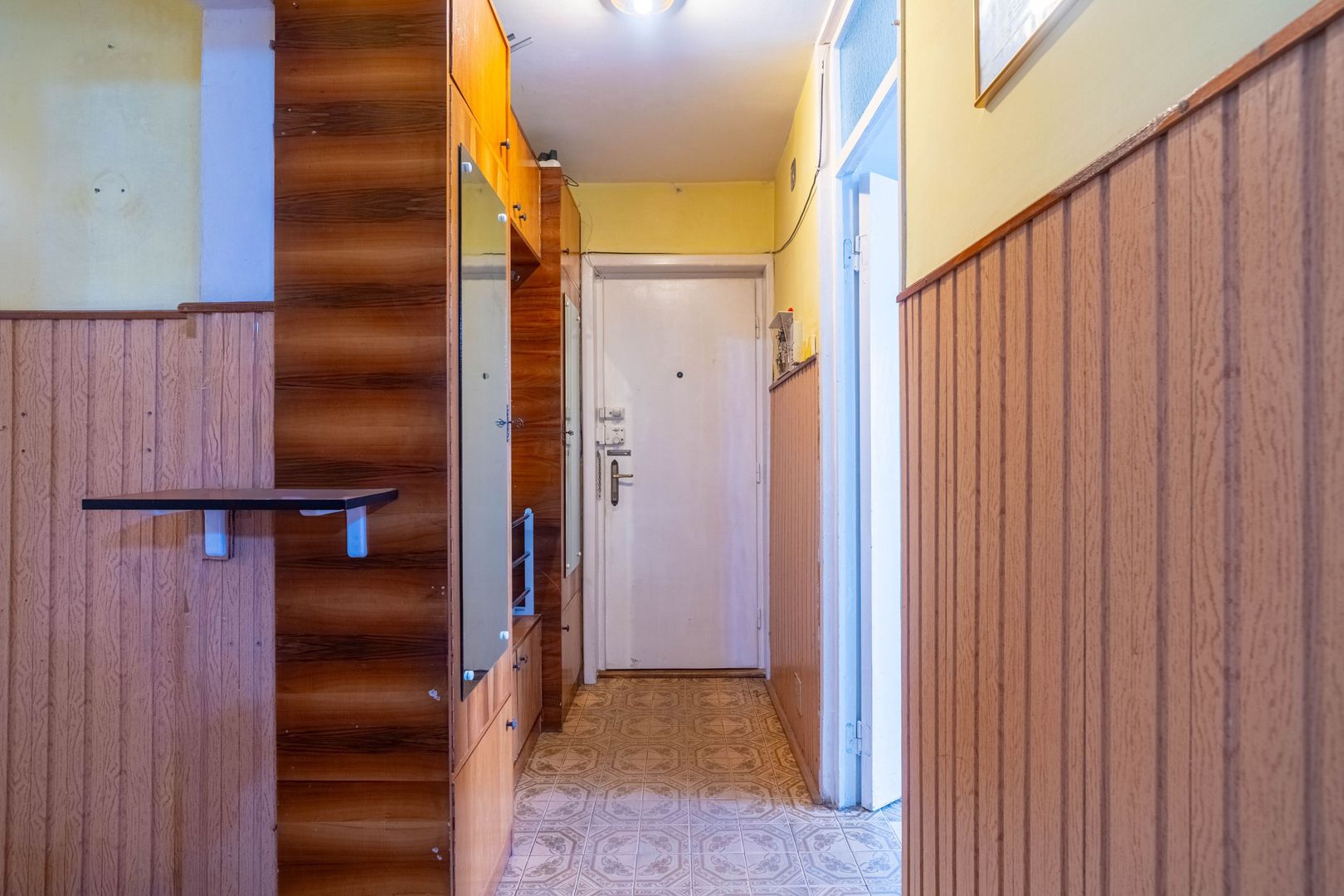 Apartament spațios cu 4 camere – Zona Boul Roșu 0% COMISION - Poză 4
