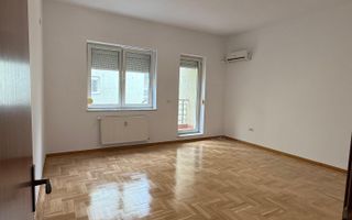 APARTAMENT NEMOBILAT CU 3 CAMERE | REZIDENTIAL | BIROURI | LOC DE PARCARE INCLUS - Poză 1