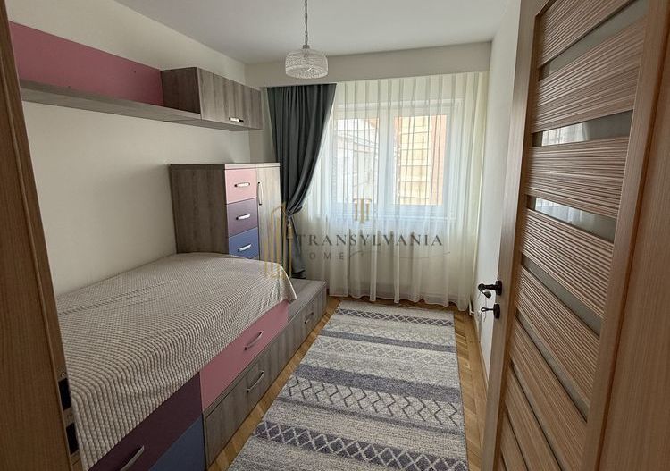 Apartament spațios, în cea mai dorită zonă a Sibiului, Calea Dumbravii - Poză 7