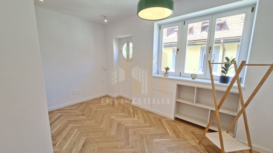 Apartament 3 camere Poarta Schei Brasov - Poză 5