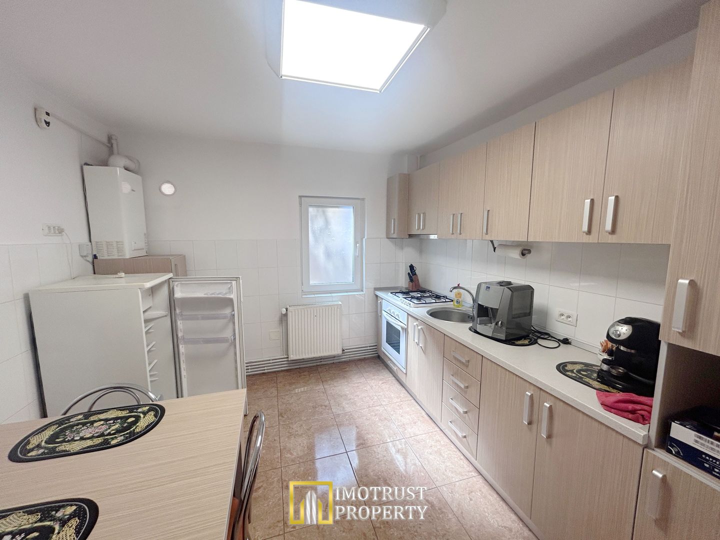 Spatiu de inchiriat - Poză 7