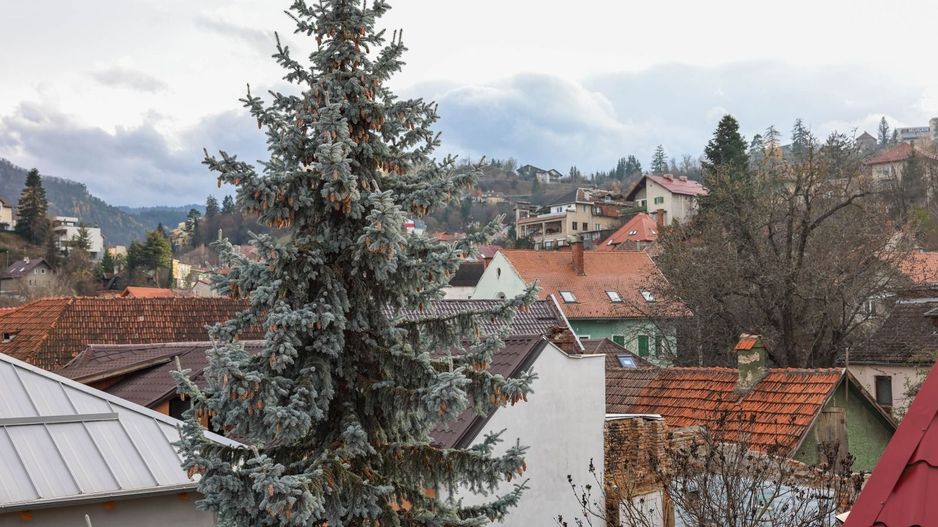 Casă deosebită de vânzare în centrul Brașovului - Poză 50