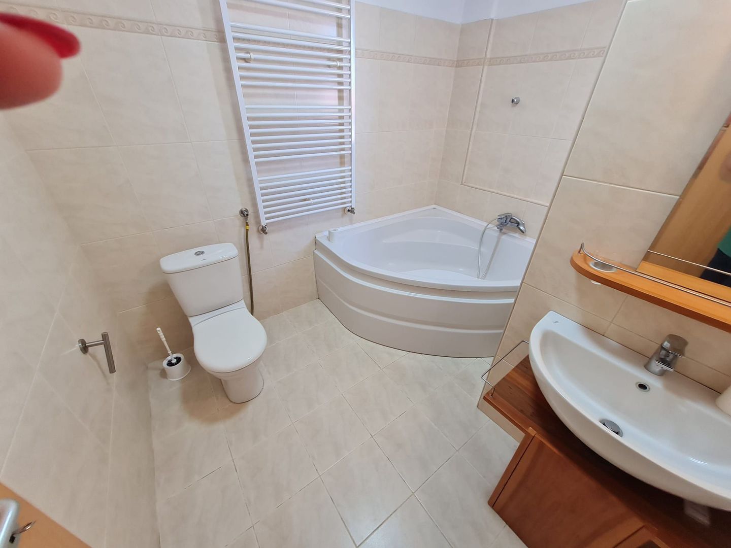 Apartament cu 3 camere de închiriat în zona Odobescu - Poză 28