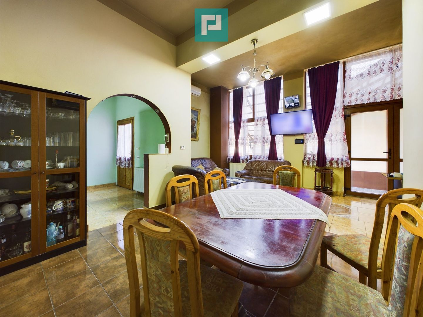 Conac cu poveste, Săvârșin - Poză 26