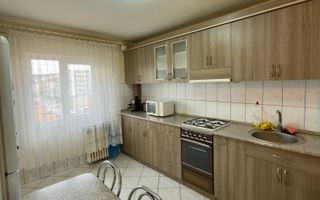 Apartament 2 dormitoare, decomandat, 2 balcoane – Rogerius Oradea - Poză 10