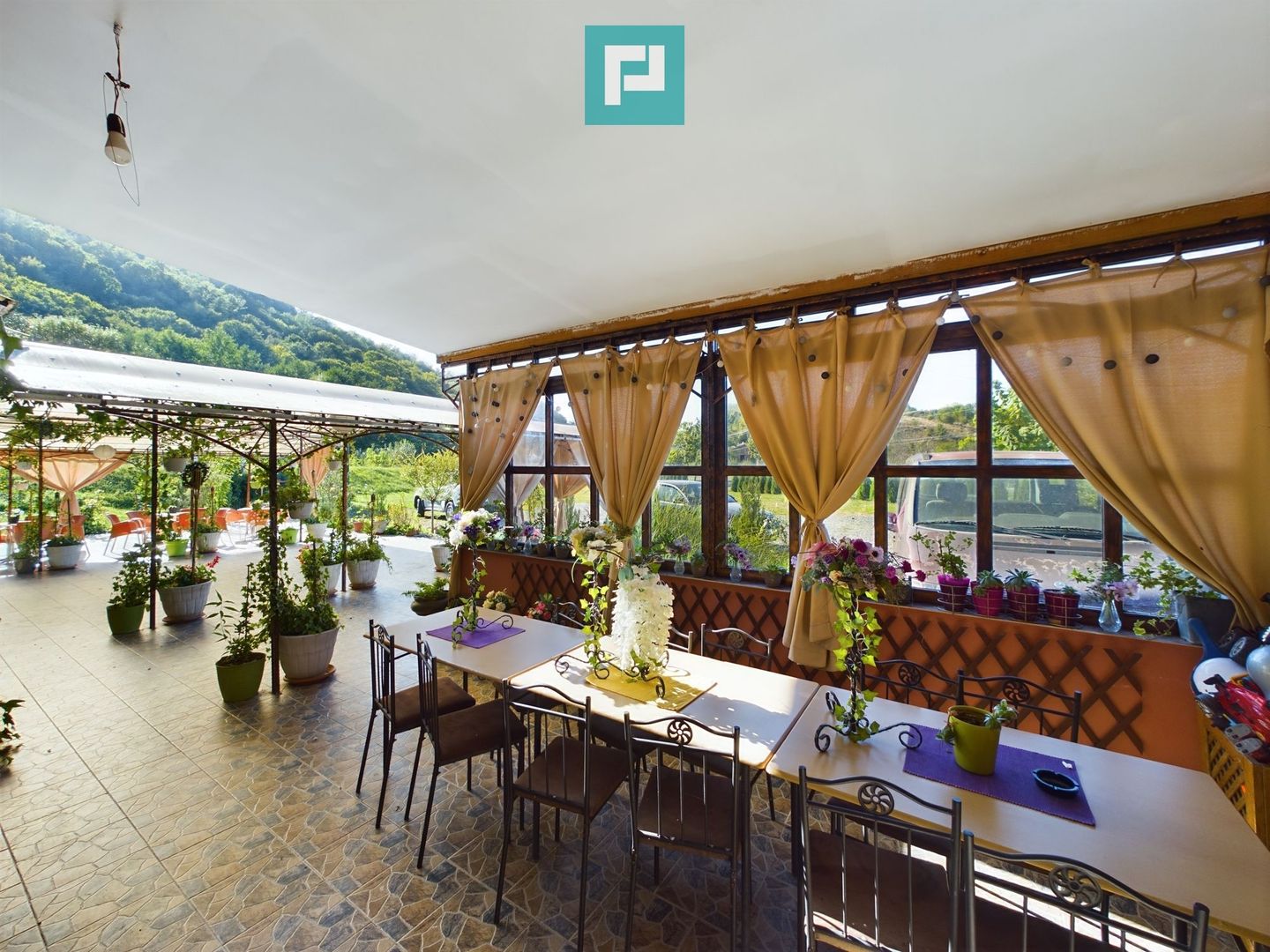 Sala de evenimente în inima naturii - Poză 11