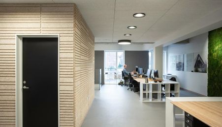 INVESTITIE I CLADIRE DE BIROURI I DE VANZARE I 4 CHIRIASI I 1 AN SI 3 ANI I