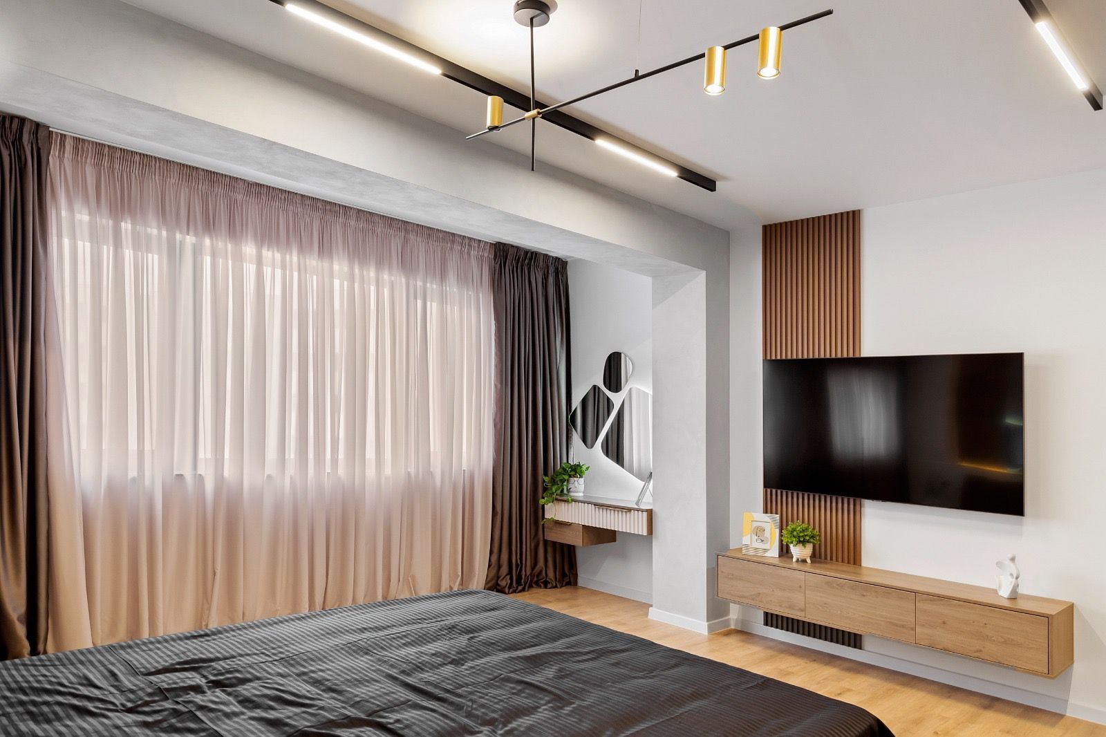 For Rent | 4-Room Apartment 116 sqm | 2 Parking Spaces Included - Poză 32