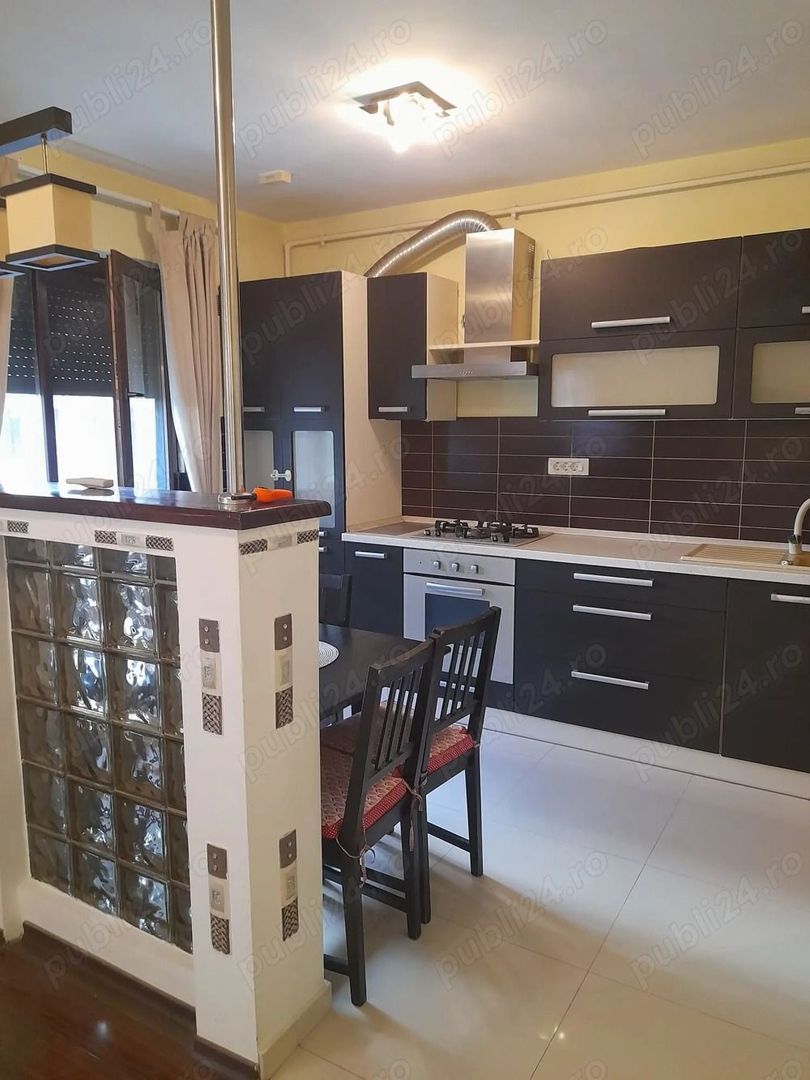 AP. 3 CAMERE MILITARI, LOC PARCARE, CENTRALA, METROU 10 MINUTE - Poză 2