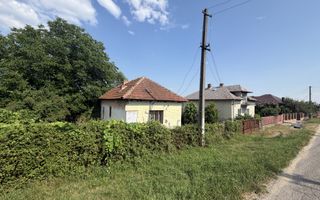 Casă bătrânească + teren 1.032 mp, Purcăreni, Argeș - Poză 1