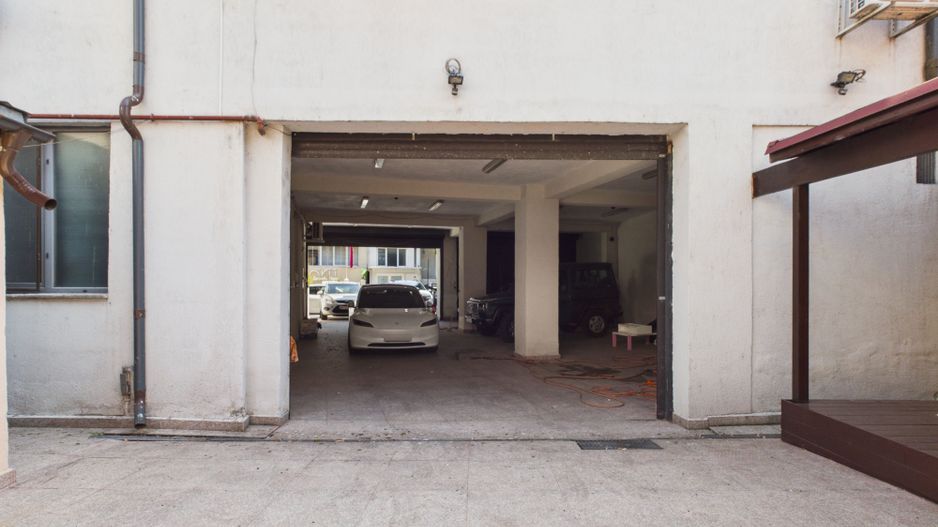 Spațiu de închiriat în Cotroceni | 202 mp/nivel | 3 locuri de parcare - Poză 19