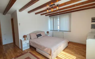 Apartament la casa,  aproape de 700! - Poză 23