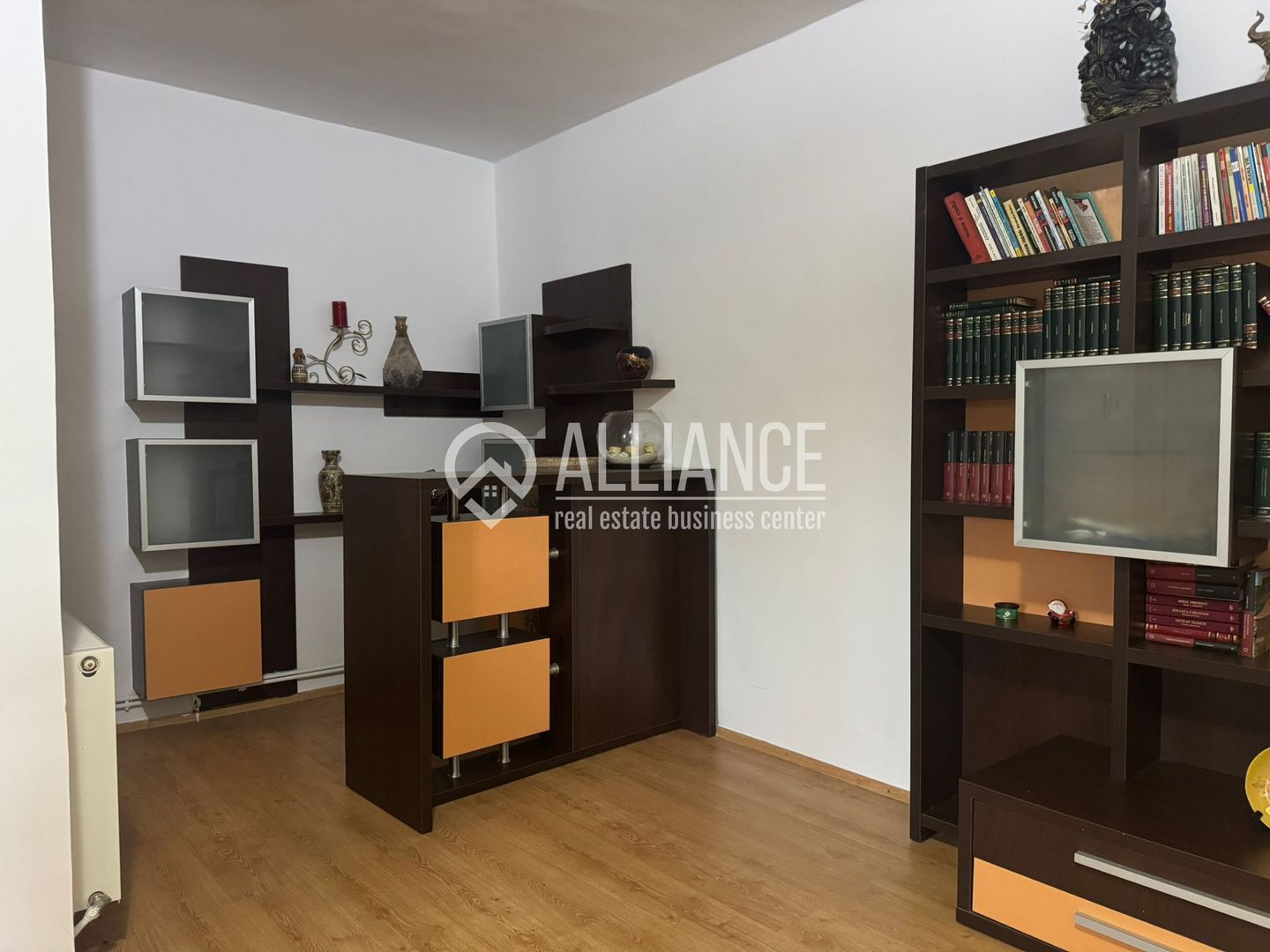 Mihail Kogalniceanu (cod04)-Casa 4 camere - Poză 12