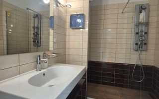 3 camere cu view spectaculos in Asmita Gardens - Poză 18